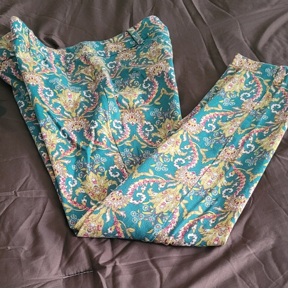 NY & C  green ankle pants